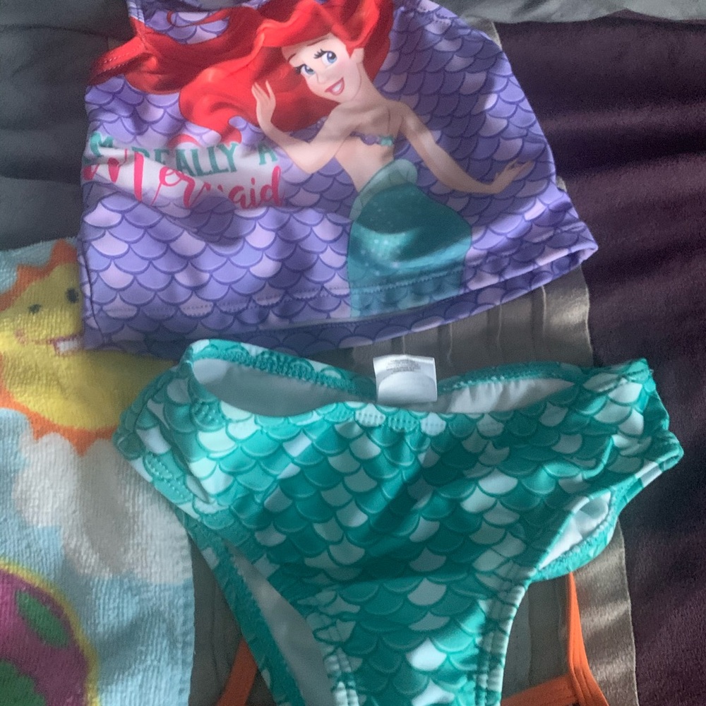 Bathing suits 🩱 bundle - Picture 4 of 8